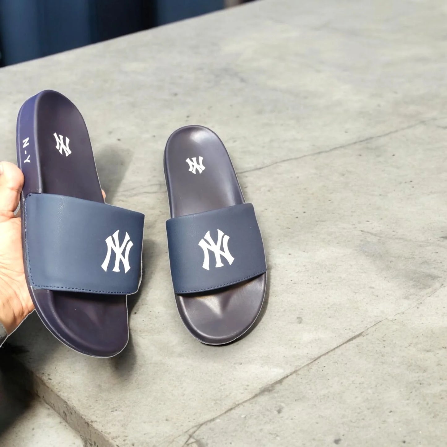 NEW YORK SLIPPER BLUE