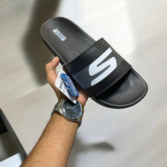 SKECHERS BLACK COMFORT SOFT SLIPPER